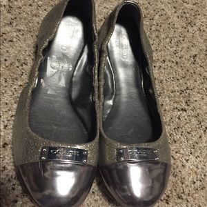 Coach flats